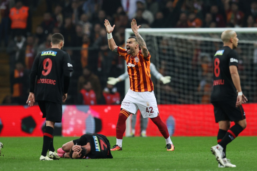 Fatih Karagümrük, Galatasarayı 2-0 yenerek Türkiye Kupasından eledi