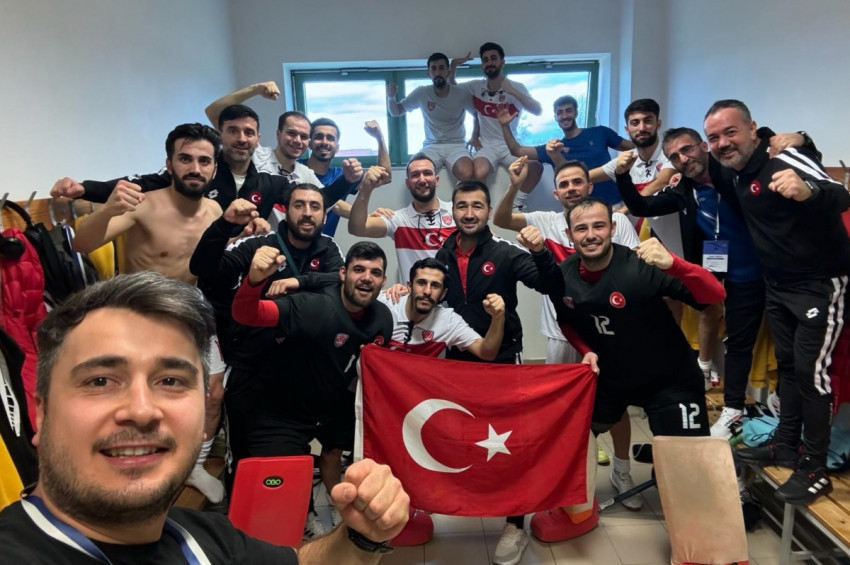 Türkiye A Milli Erkek Hokey Takımı Avrupa Şampiyonası finallerinde