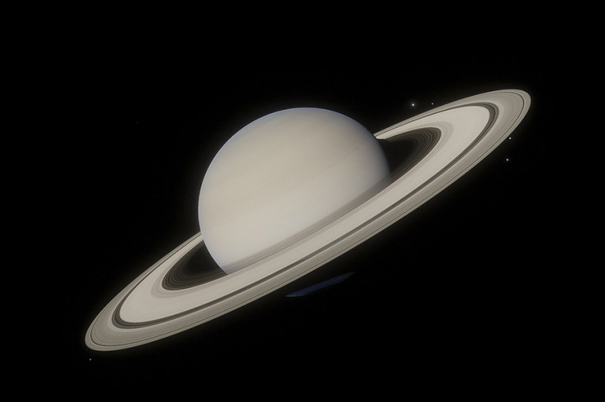 Satürn gezegenin uydusu Mimasta yeraltı okyanusu olabilir