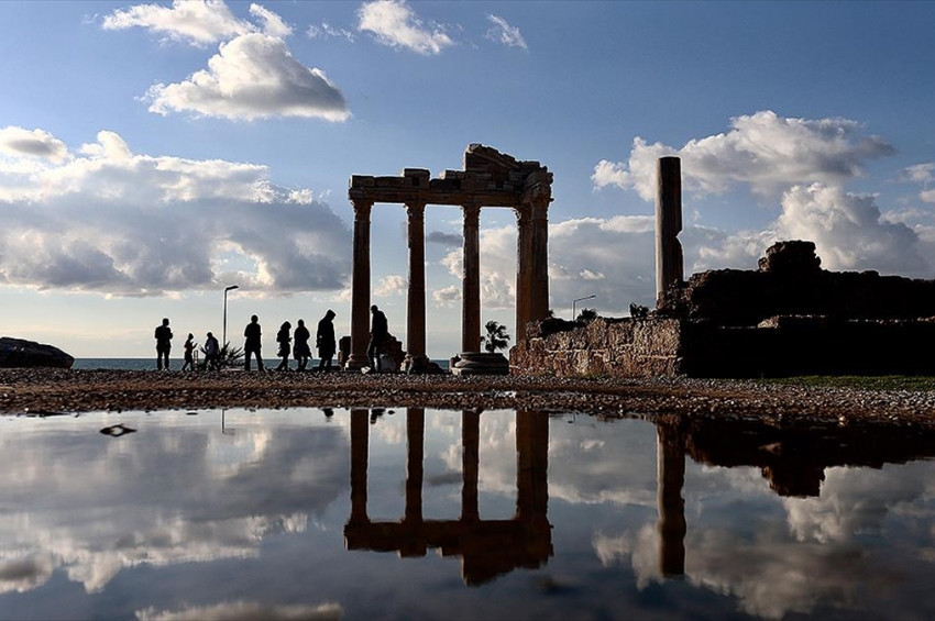 Antalyaya 2024ün ilk ayında gelen turist sayısı açıklandı