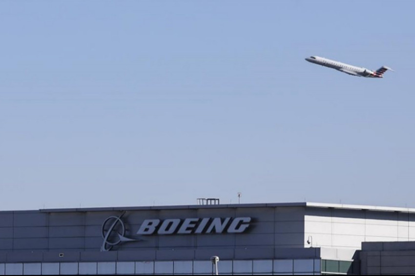Boeingin CEOsu Dave Calhoun yıl sonunda istifa edeceğini açıkladı
