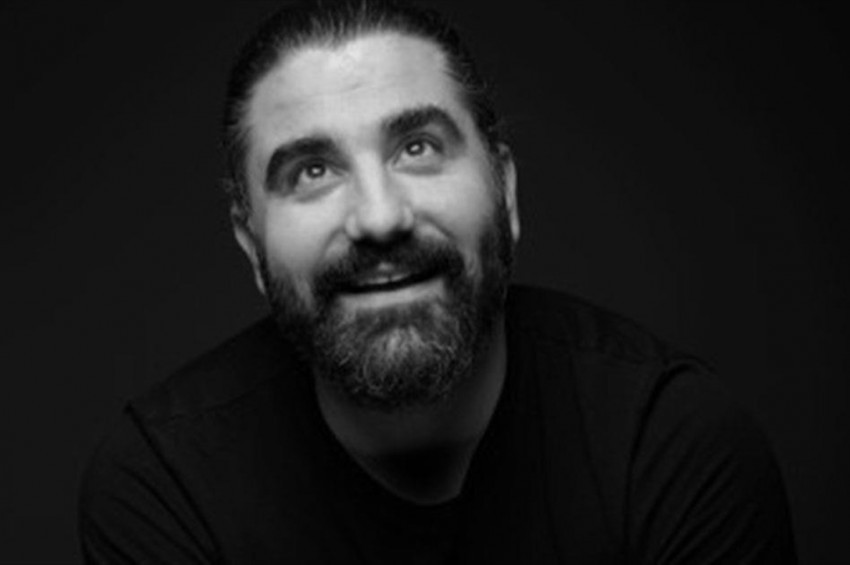 Seksenler dizisinin Zaferi Efe Deprem trafik kazasında öldü