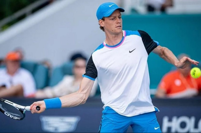 Miami Açık Tenis Turnuvasının tek erkekler şampiyonu Jannik Sinner