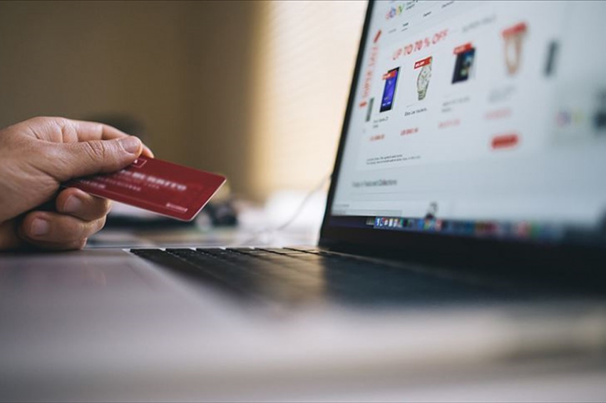 ETBİS ile e-ticaret yapan sektörlerin kayıt dışı ticareti engellenmek isteniyor