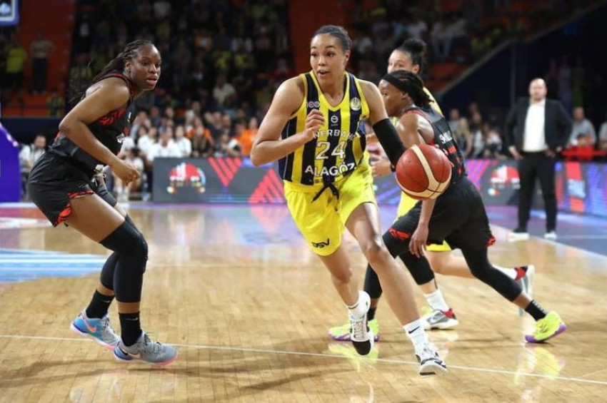 FIBA Kadınlar Avrupa Ligi finalinde Fenerbahçe , üst üste ikinci kez şampiyon oldu