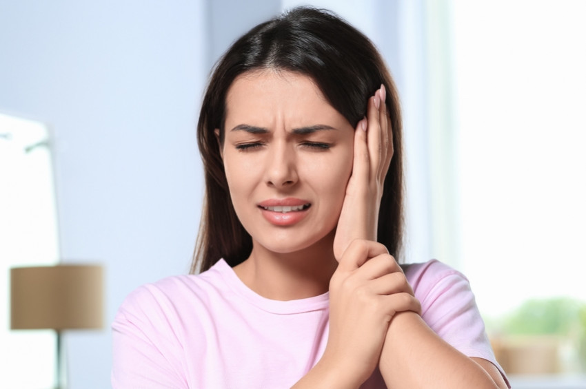 Kulağınız çınladığında biri beni anıyor demeyin! Nedeni şu 10 ihtimal olabilir mi diye düşünün