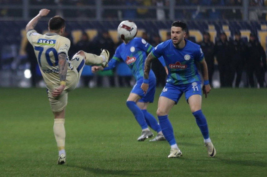 Rizede müthiş gol düellosu: Rizespor: 2 - MKE Ankaragücü: 2