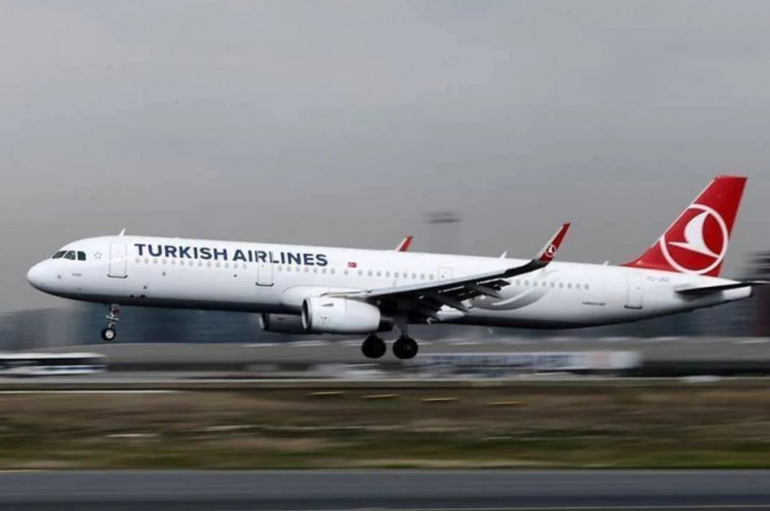 Kayserispor’u taşıyan uçağa 2 kez yıldırım düştü