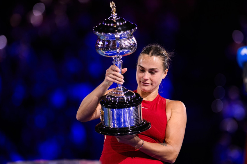 Roma Açık Tenis Turnuvasında kadınlarda Swiatek erkeklerde Zverev şampiyon oldu