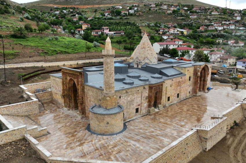 Restorasyonu biten Divriği Ulu Camii ve Darüşşifası açılışa hazır