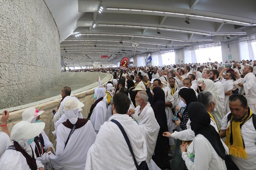 Türkiyeden giden hac kafilelerinin tamamı Mekkeye ulaştı