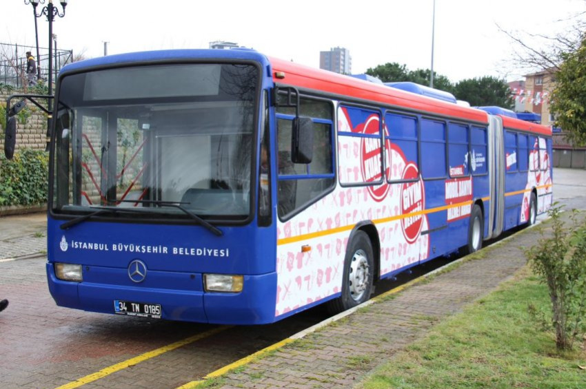 İBBden Homeless hamlesi: Evsizlere mobil banyo hizmeti