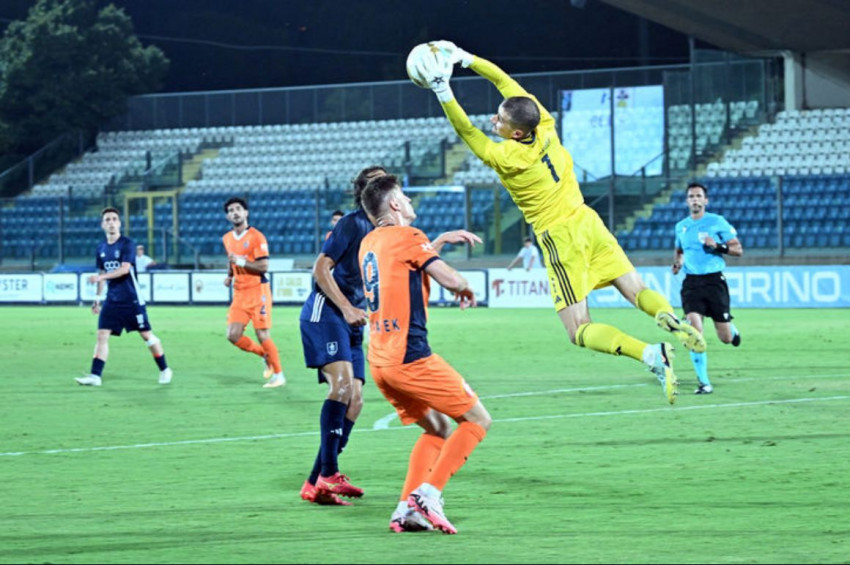 Başakşehir, UEFA Konferans Ligi rövanş maçında La Fioritayı 4-0 yenerek tur atladı