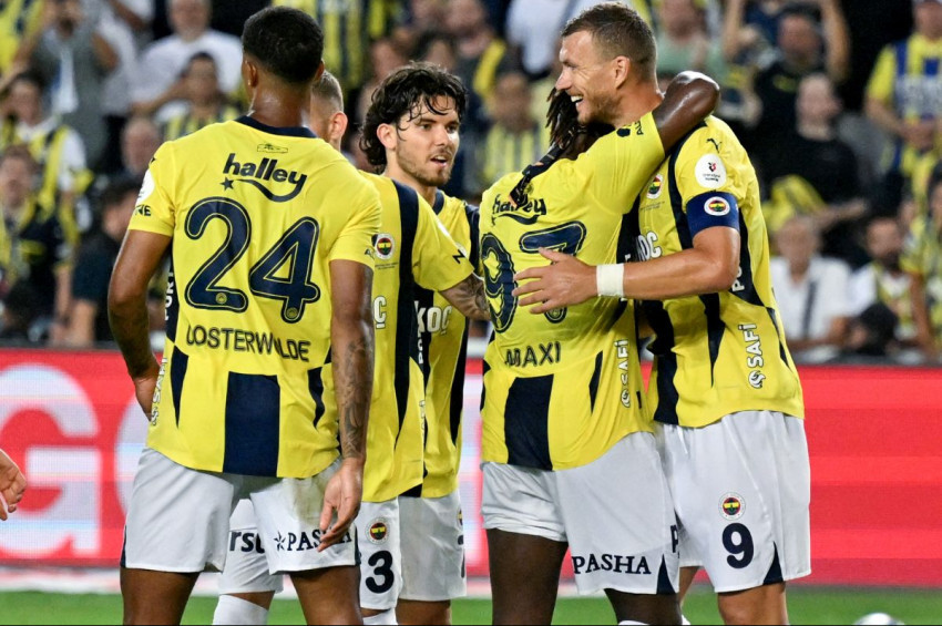 Fenerbahçe Süper Lige tek gollü Adana Demirspor galibiyeti ile başladı