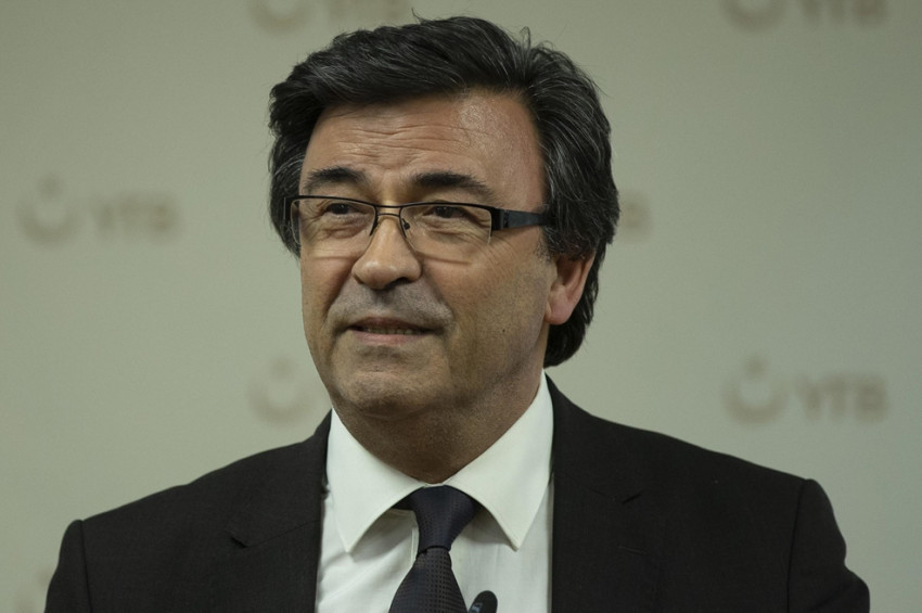 Yazar Doç. Dr. Yakup Ömeroğlu, 58 yaşında vefat etti