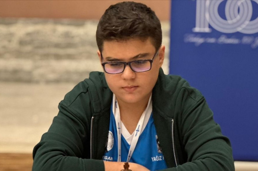 13 yaşındaki Türk satranç büyükustasından büyük başarı