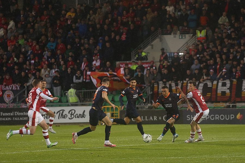 Başakşehir, St. Patricks Athletic ile berabere kalarak tur umudunu İstanbula taşıdı