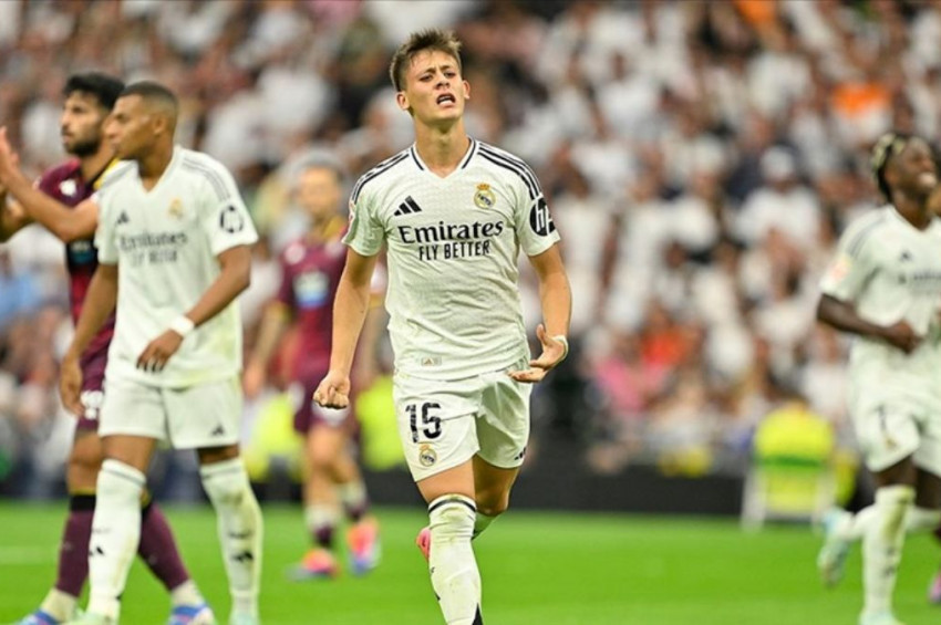 Arda Gülerin ilk 11de çıktığı maçta Real Madrid, Real Valladolidi 3-0 yendi