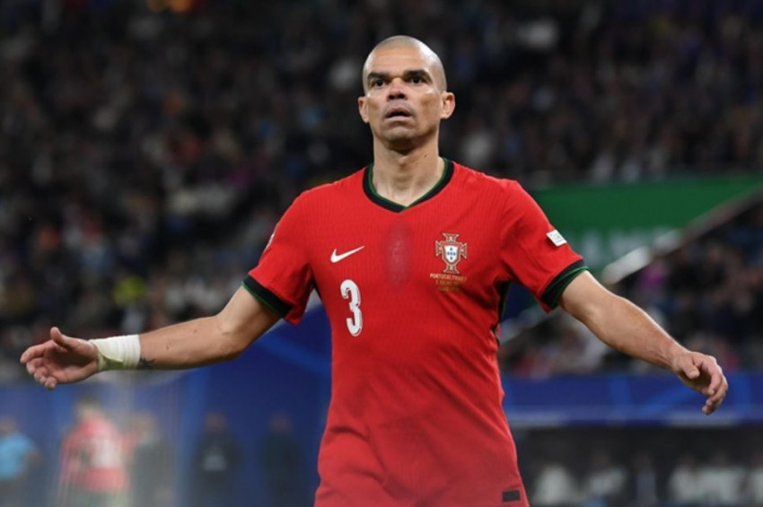 Ünlü futbolcu Pepe, 41 yaşında futbol sahalarına veda etti