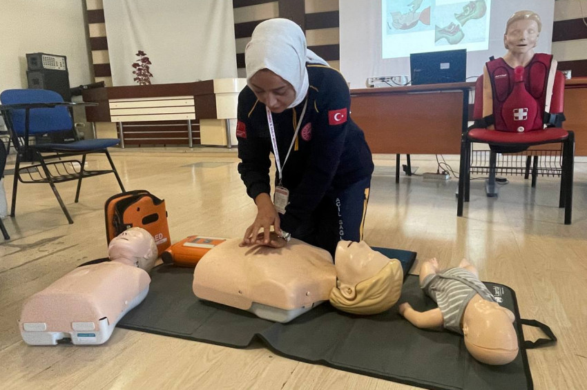 İlk yardım konusundaki bilgilerinizi gözden geçirin