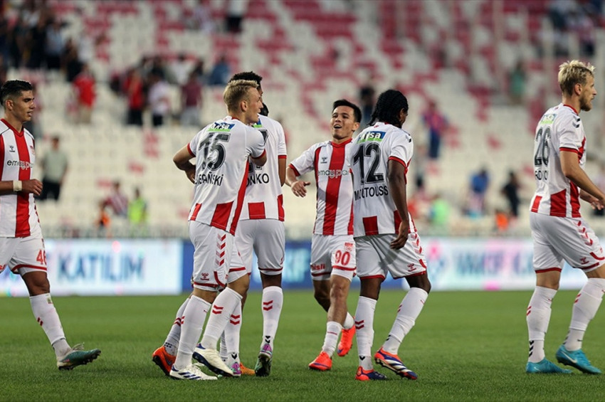 Sivasspor: 3 -  Gaziantep: 2