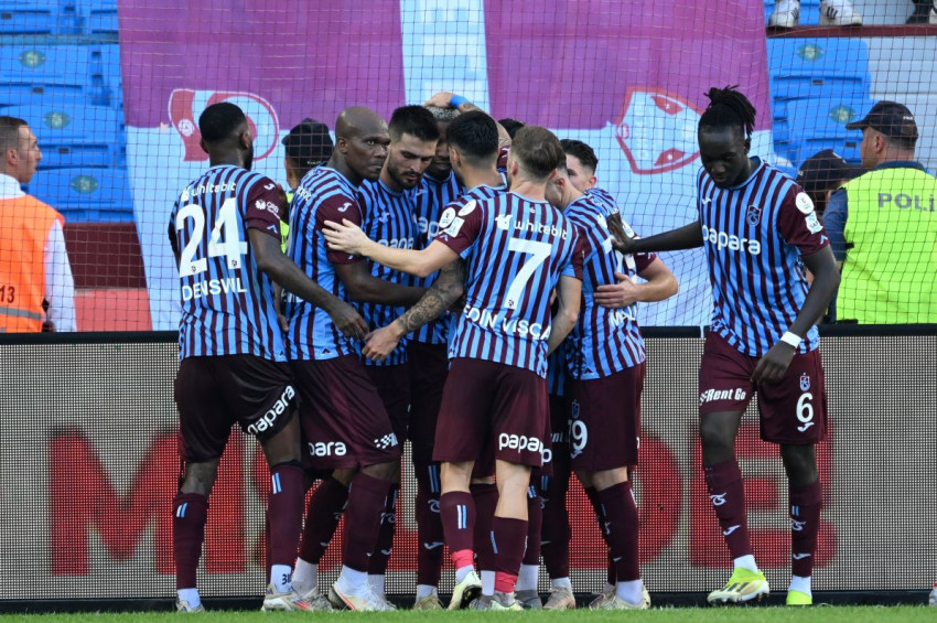 Trabzonspor, Konyasporu yenerek 7. haftada galibiyetle tanıştı