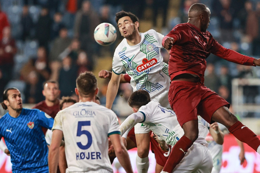 Rizespor, deplasmanda Hataysporu 2-1 mağlup etti