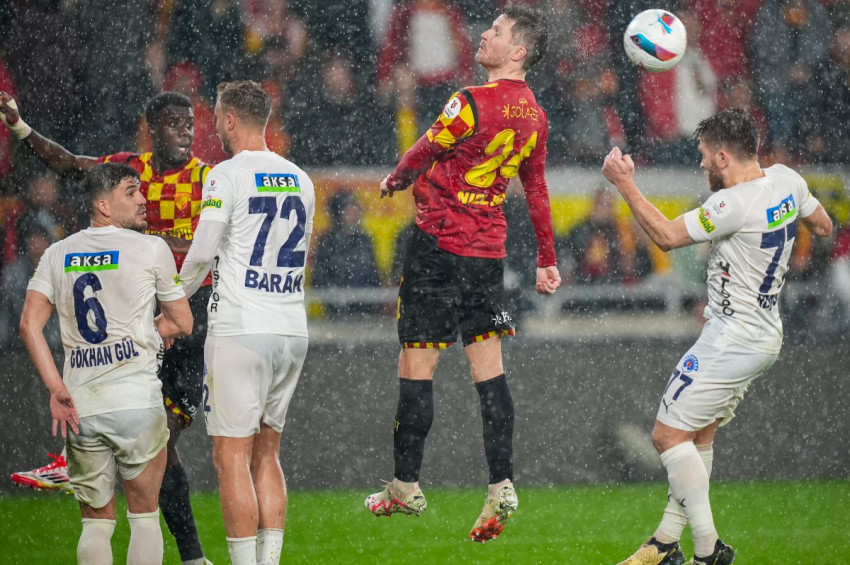 Süper Ligde Göztepe, Kasımpaşayı farklı yendi: 5-0