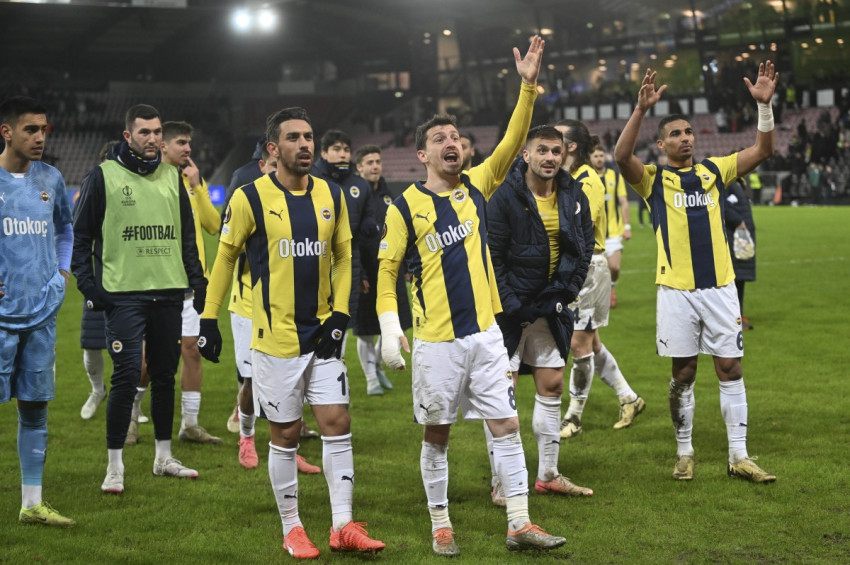 Fenerbahçe, Midtjylland deplasmanında aldığı puanla UEFA Avrupa Liginde play-offa kaldı