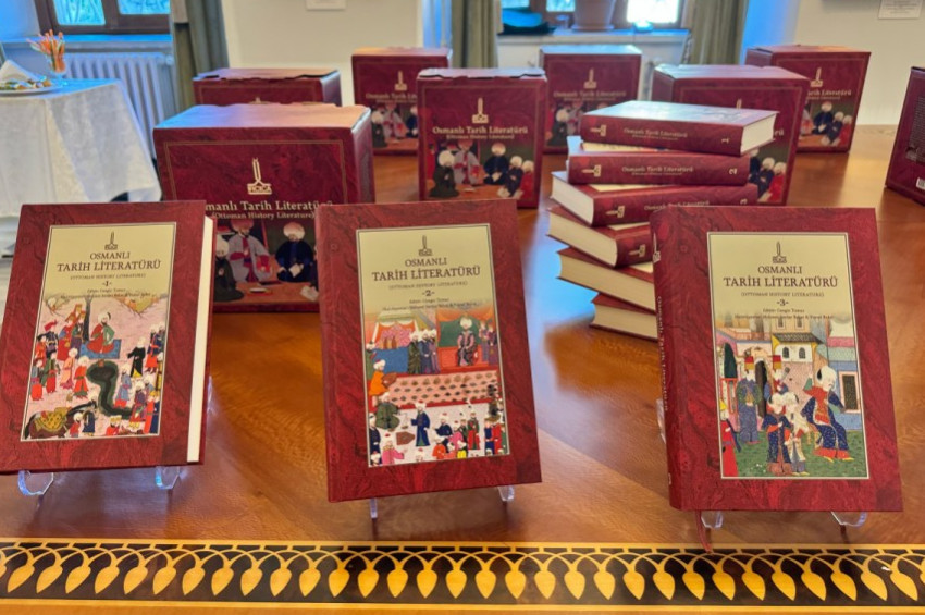 IRCICA, 6 ciltlik Osmanlı Tarih Literatürünü tanıttı