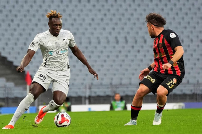 Fatih Karagümrük ile Kocaelispor 1-1 berabere kalarak puanları paylaştı