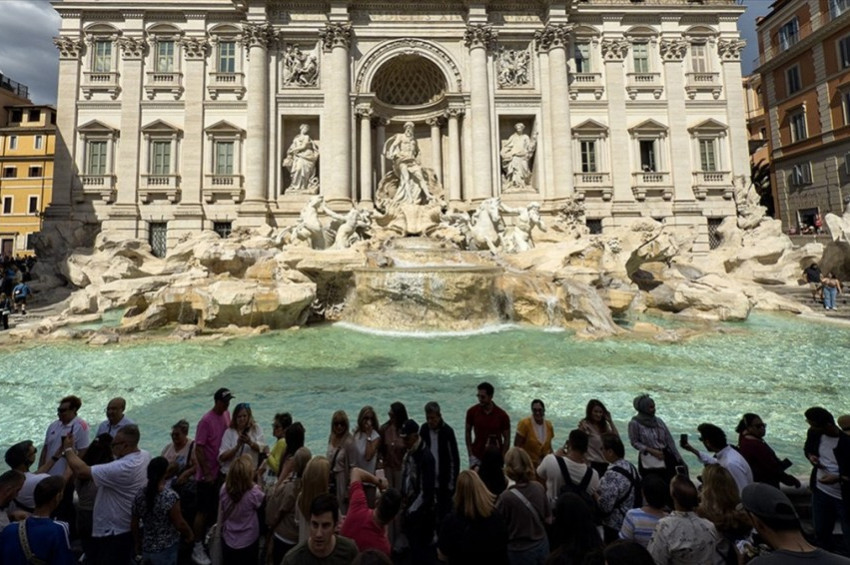 Romanın dünyaca ünlü Aşk Çeşmesi yakında biletle gezilebilecek