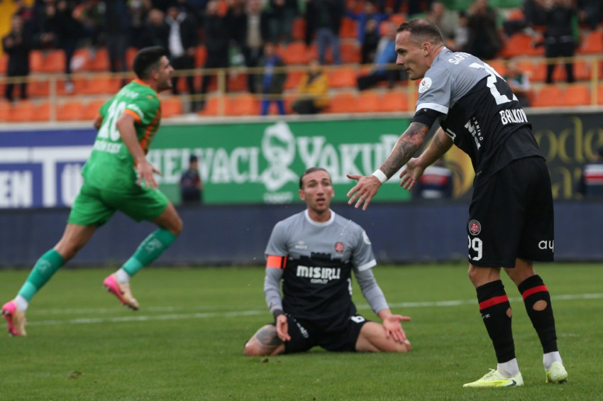Alanyaspor, Fatih Karagümrükü 2-0 yendi