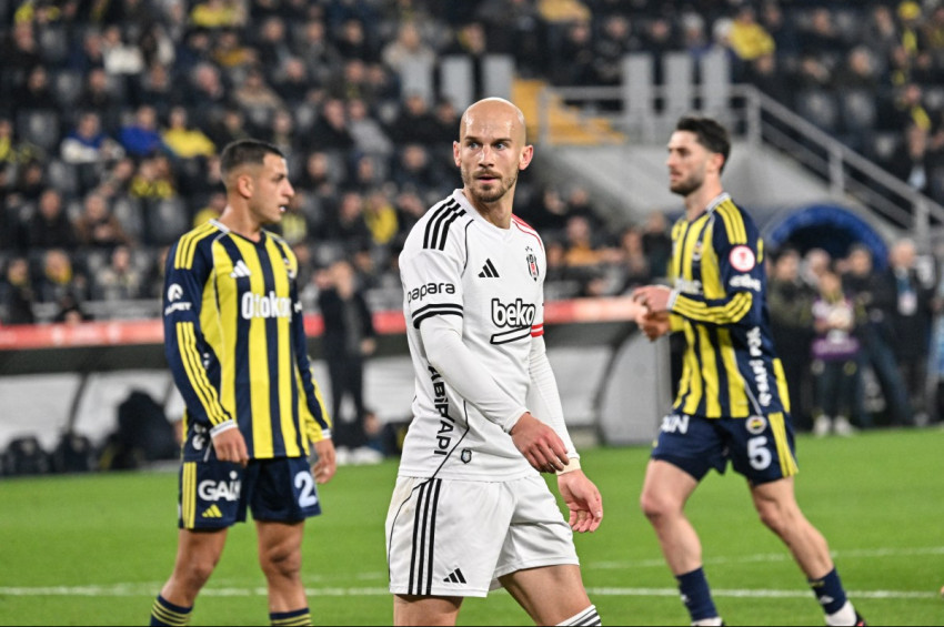 Kupa derbisinde Beşiktaş, Fenerbahçeyi Kadıköyde Cernynin golleri ile 2-1 yendi