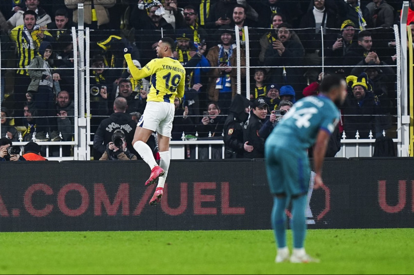 Fenerbahçe, Anderlechti 3-0 yenerek tur kapısını araladı