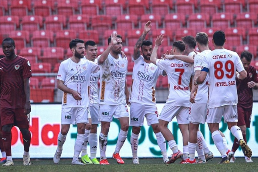 Hatayspor: 2 -  Antalyaspor: 3