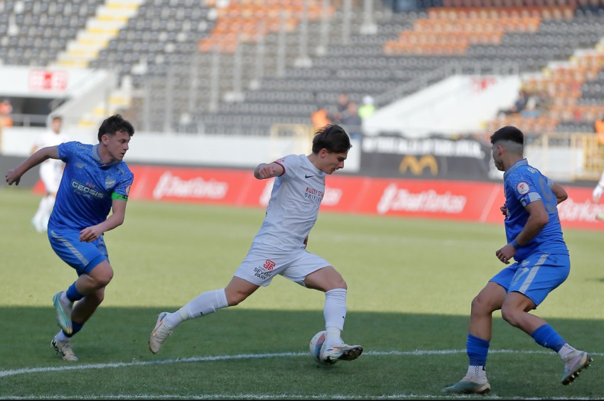 Çoruma 2-1 yenilen Boluspor grubunda puansız sonuncu oldu