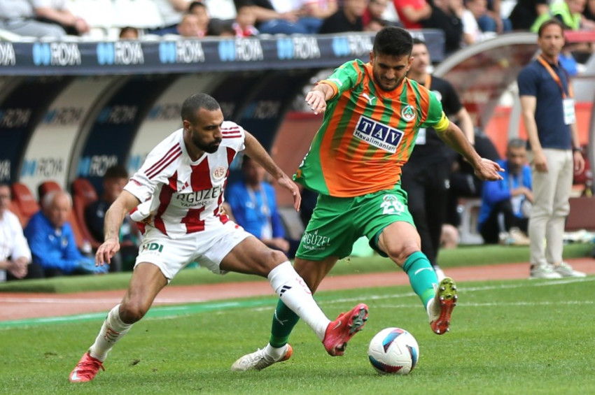 Antalyaspor: 2 -  Alanyaspor: 1