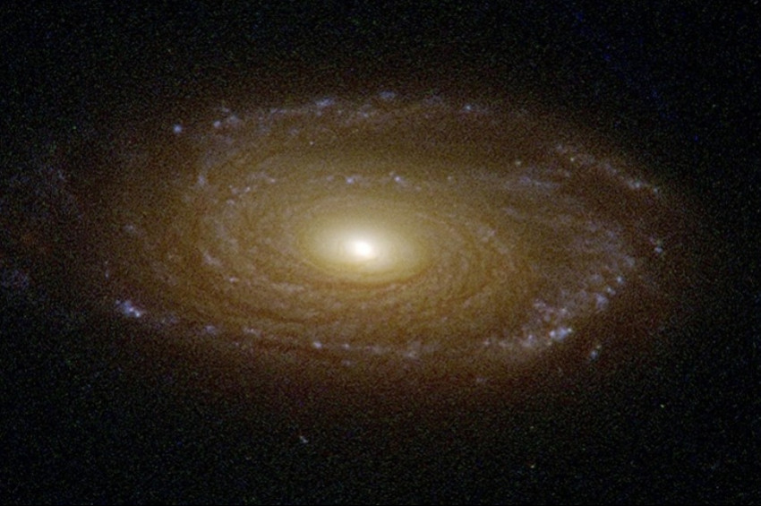 Bir milyar ışık yılı ötede bir sarmal galaksi keşfedildi