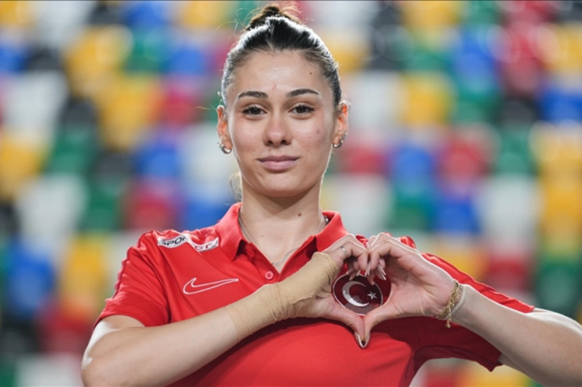 Aysel Önder, dünya rekoru kırarak Avrupa şampiyonu oldu