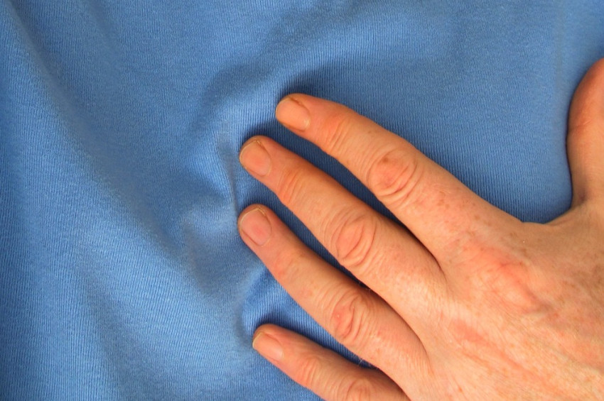 Kalp krizi geçiren birini görenler neler yapmalı?