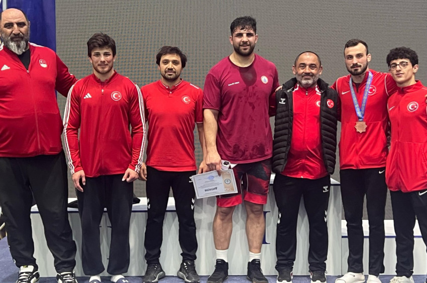 Türk Grekoromen Güreş Takımı, Kazakistanda 2si altın 5 madalya kazandı