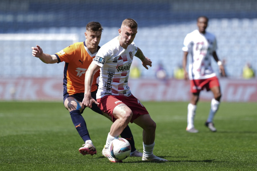 Başakşehir, Gaziantepi 2-1 yenerek Süper Ligde galibiyet serisini 4 maça çıkardı