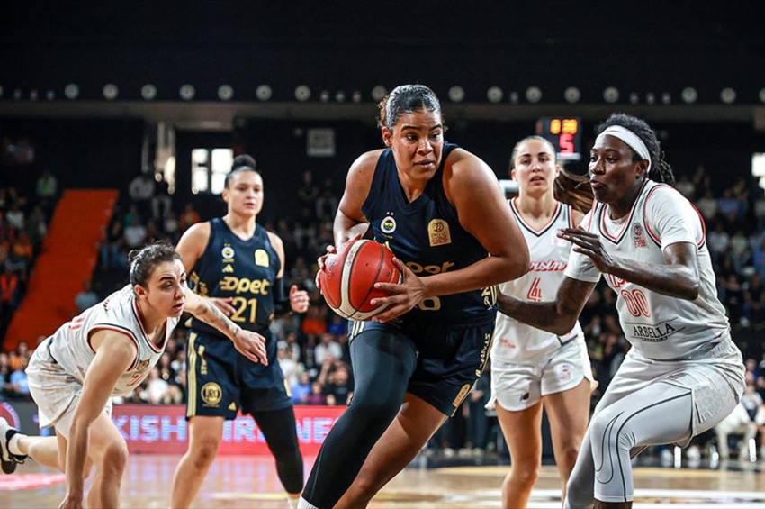 Fenerbahçe , Kadınlar Basketbol Süper Liginde şampiyon oldu