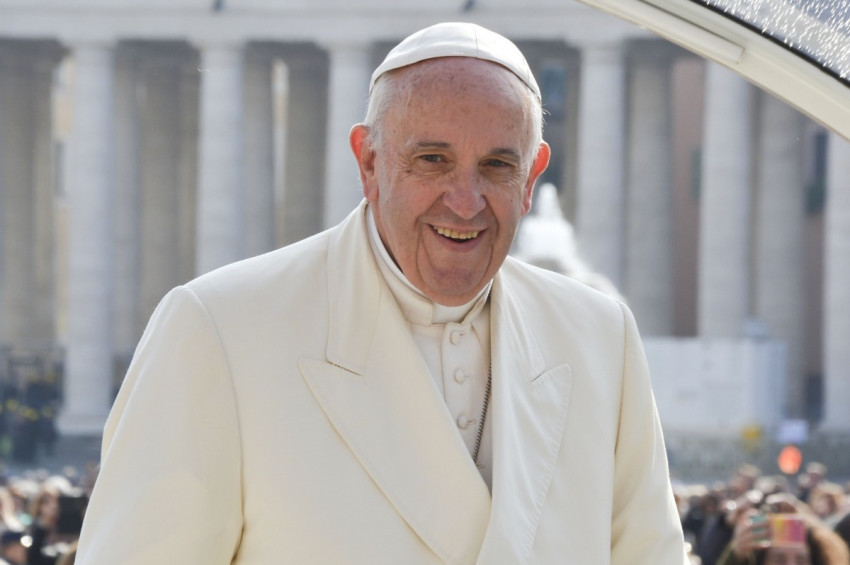 Papa Franciscus vefat etti