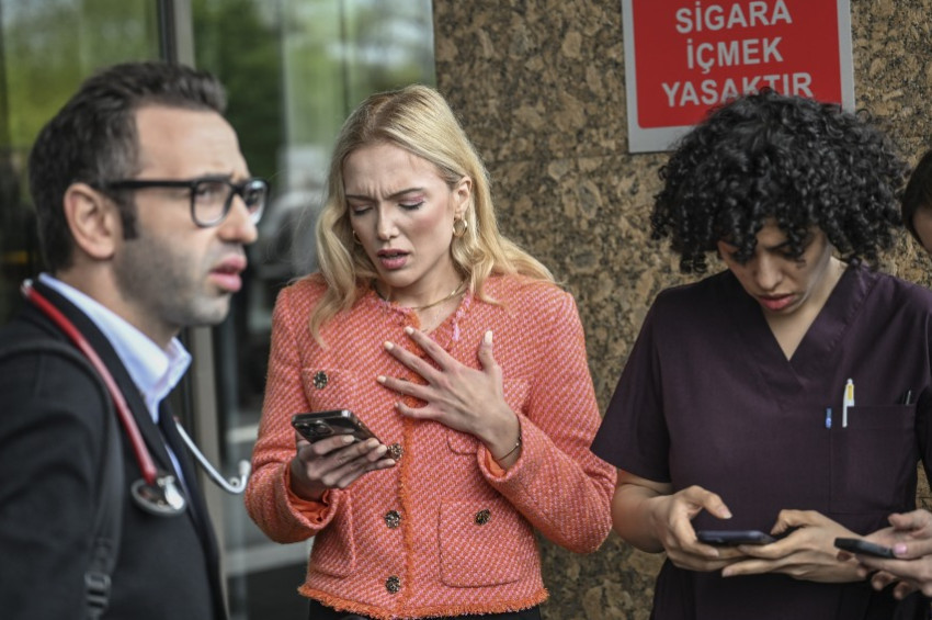 İstanbulda deprem paniği yaşandı: Marmara bölgesi sallandı