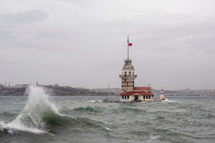 İstanbullulara hava sıcaklığı aniden düşecek uyarıı
