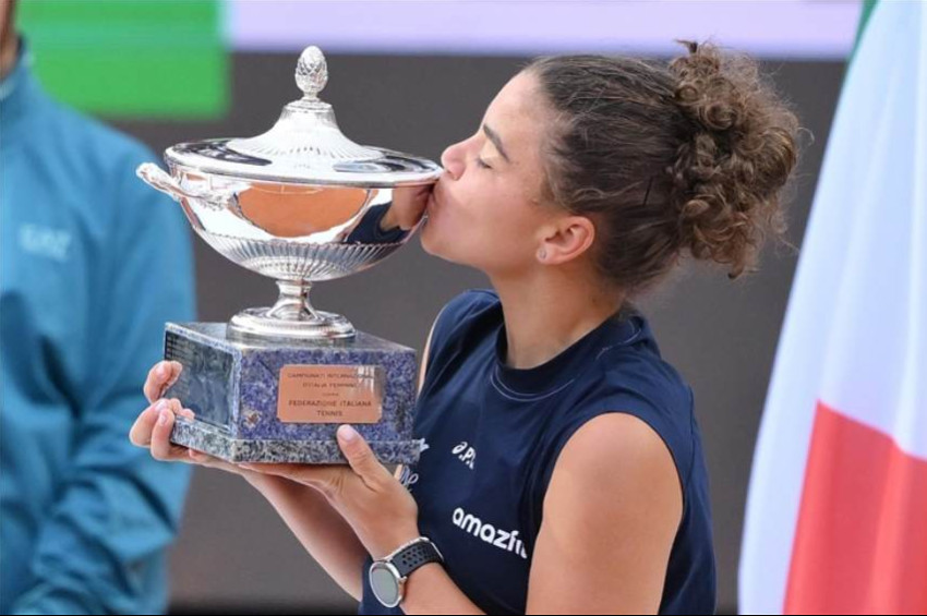  Jasmine Paolini Roma Açık Tenis Turnuvasında tek kadınlarda şampiyon 