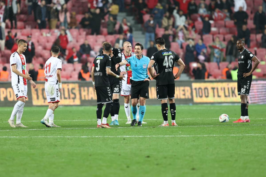 Sivasspor, Samsunspora 1-0 yenilerek süper lige veda etti