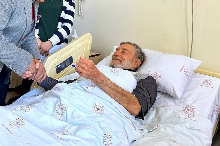 Yeşilçam Yıldızı Ahmet Mekin hastanede tedavi görüyor